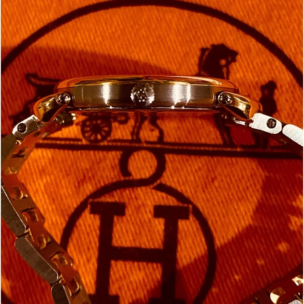 🛑SOLD🛑 ⏰⏱🕰Authentic Hermes Two Tone Clipper Watch - Picture 6 of 16